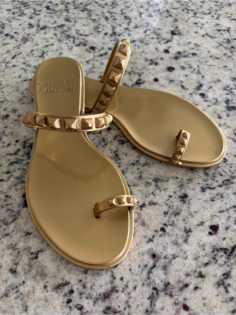 Carmen Sol Maria flat jelly sandals metallic